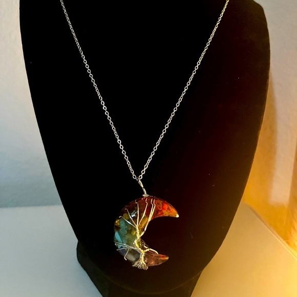 Jewelry - Moon Necklace